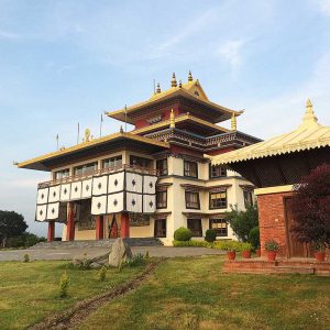 Neydo monastere moines Népal - Apogée Voyages