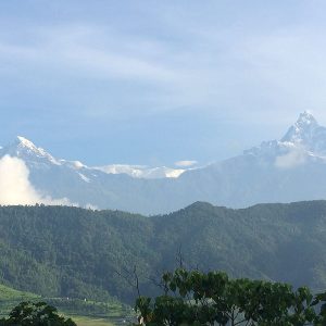 Pokhara randonnée trek riziere Himalaya - Apogée Voyages
